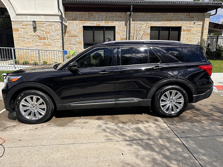 mobile ceramic coating service auto detailing mobile service ceramic coating mobile detailer mobile car cleaning